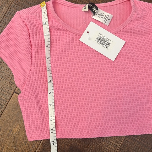 Dippin Daisy’s Joni Bikini Cropped Top Only in Pink - Picture 8 of 9